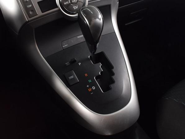 Toyota Verso I с пробегом 2012 года, цена 1 099 995 рублей, 262886 км, компактвэн, Автокод Объявления
