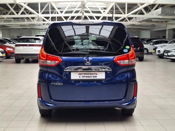 Honda Freed II с пробегом 2017 года, цена 1 751 000 рублей, 39513 км, компактвэн, Автокод Объявления