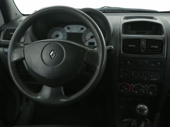Renault Symbol I Рестайлинг 2 с пробегом 2008 года, цена 250 000 рублей, 168000 км, седан, Автокод Объявления