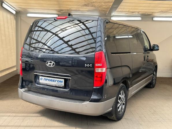 Hyundai H-1 II Рестайлинг 2 с пробегом 2021 года, цена 3 250 000 рублей, 138273 км, минивэн, Автокод Объявления