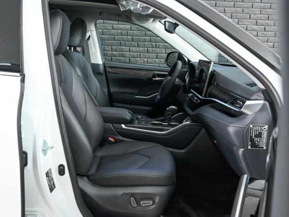 Toyota Highlander IV (XU70) с пробегом 2026 года, цена 5 360 000 рублей, 35 км, внедорожник, Автокод Объявления