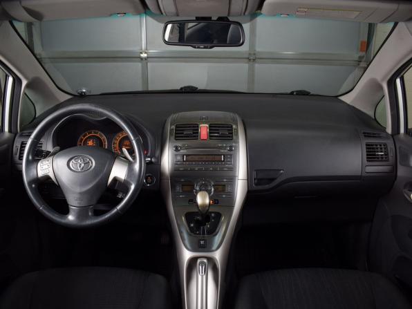 Toyota Auris I с пробегом 2008 года, цена 659 995 рублей, 161402 км, хэтчбек, Автокод Объявления