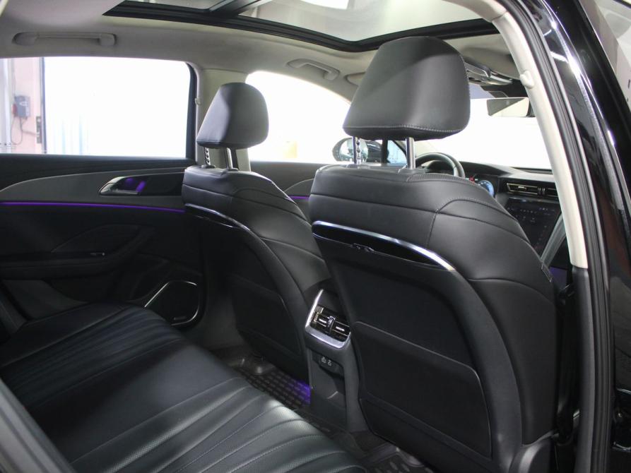Hongqi H5 II Москва  - изображение 24