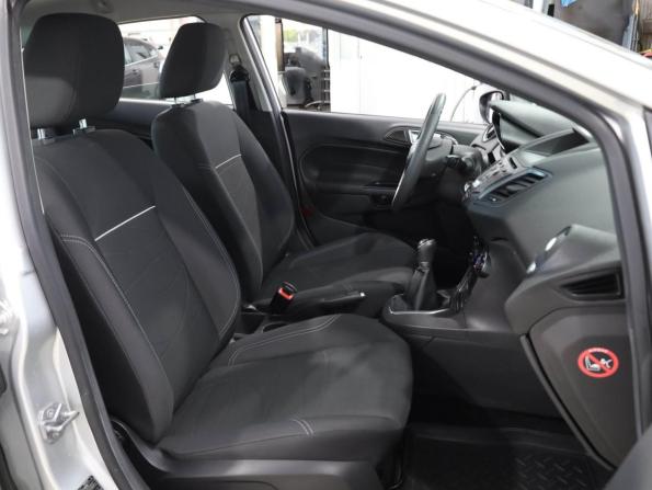 Ford Fiesta Mk6 Рестайлинг с пробегом 2016 года, цена 1 170 000 рублей, 28210 км, седан, Автокод Объявления