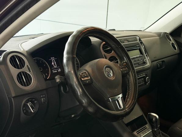 Volkswagen Tiguan I Рестайлинг с пробегом 2015 года, цена 1 635 000 рублей, 131243 км, внедорожник, Автокод Объявления