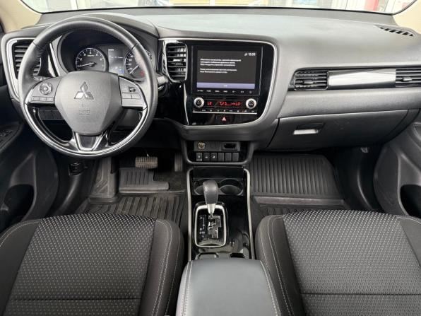 Mitsubishi Outlander III Рестайлинг 3 с пробегом 2021 года, цена 2 349 000 рублей, 149200 км, внедорожник, Автокод Объявления