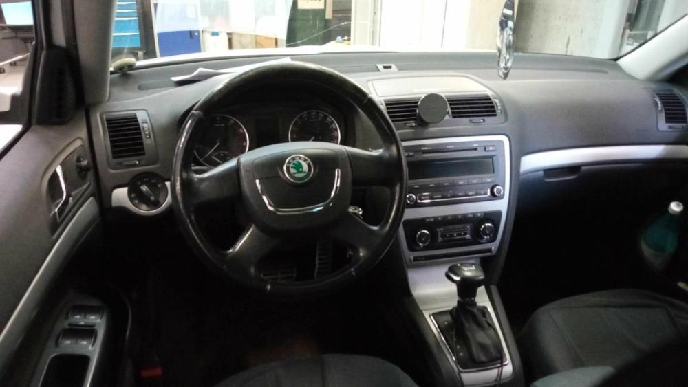 Skoda Octavia II (A5) Рестайлинг Санкт-Петербург  - изображение 5