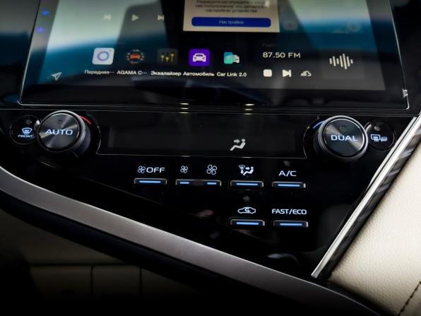 Toyota Camry VIII (XV70) с пробегом 2021 года, цена 3 150 000 рублей, 61157 км, седан, Автокод Объявления