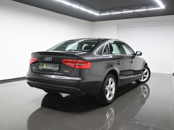 Audi A4 IV (B8) Рестайлинг с пробегом 2013 года, цена 1 095 000 рублей, 263747 км, седан, Автокод Объявления