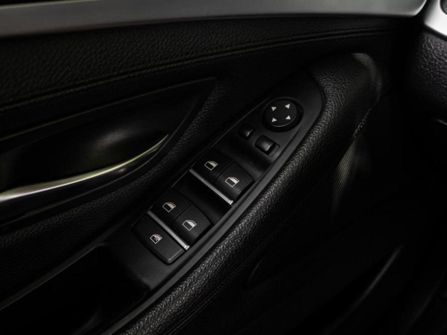 BMW 5 серии VI (F10/F11/F07) Рестайлинг Краснодар  - изображение 20