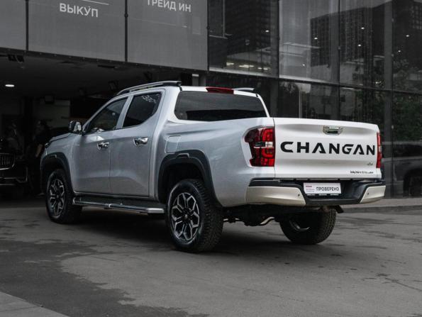 Changan Hunter Plus с пробегом 2024 года, цена 3 000 000 рублей, 42936 км, offers.body_type.unknown, Автокод Объявления