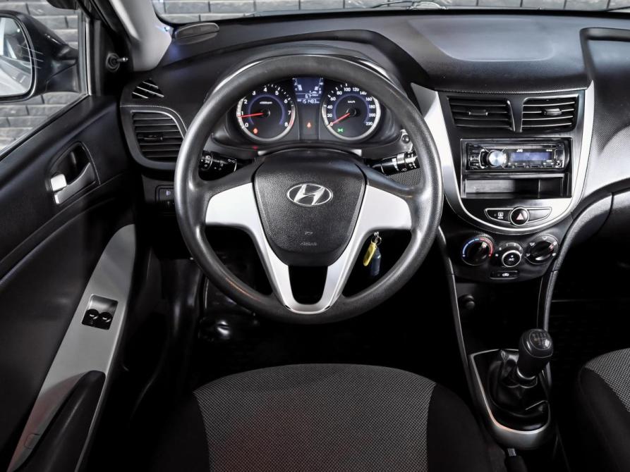 Hyundai Solaris I Екатеринбург  - изображение 11