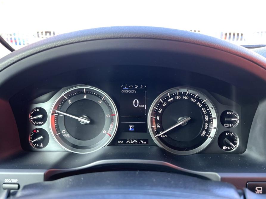 Toyota Land Cruiser 200 Series Рестайлинг 2 Пермь  - изображение 10