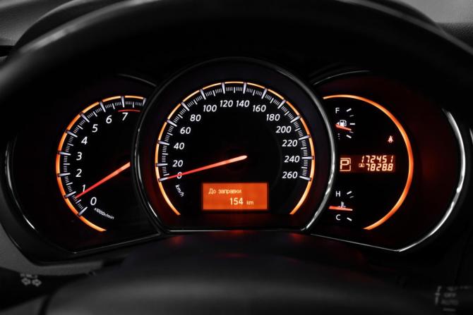 Nissan Murano II (Z51) Рестайлинг с пробегом 2012 года, цена 1 280 000 рублей, 172000 км, внедорожник, Автокод Объявления