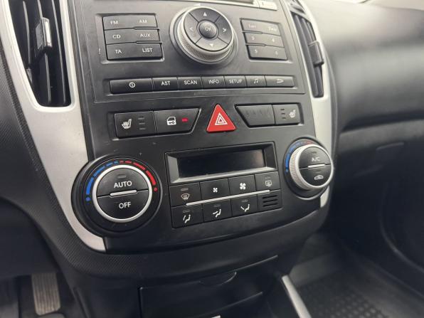 Kia Ceed I Рестайлинг с пробегом 2011 года, цена 970 000 рублей, 123532 км, универсал, Автокод Объявления