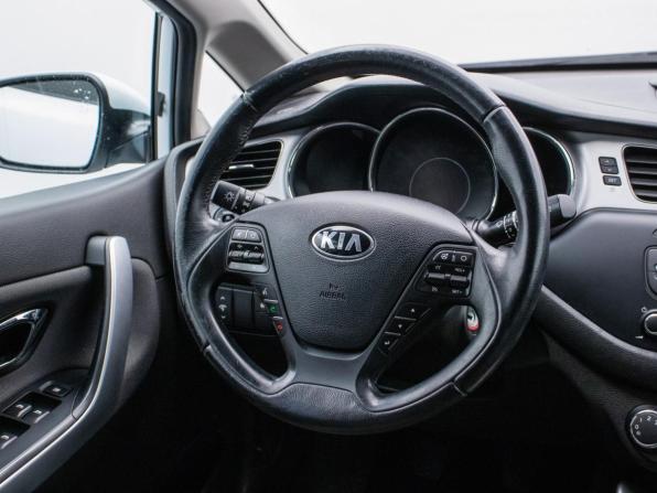 Kia Ceed II с пробегом 2014 года, цена 797 000 рублей, 242205 км, хэтчбек, Автокод Объявления