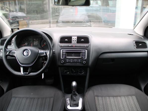 Volkswagen Polo V Рестайлинг с пробегом 2015 года, цена 670 000 рублей, 214436 км, седан, Автокод Объявления
