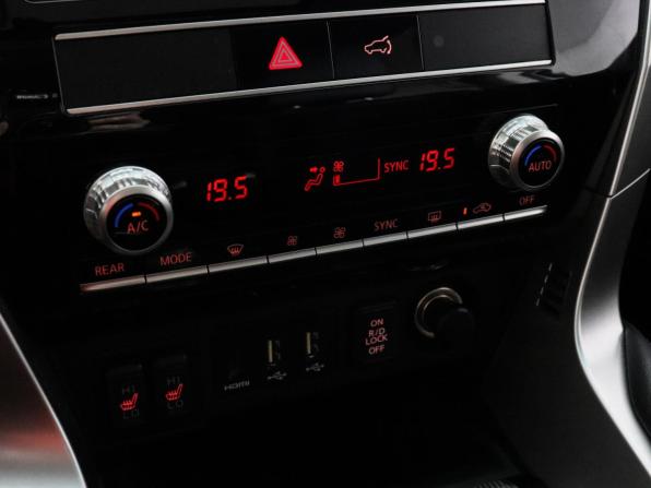 Mitsubishi Montero Sport III Рестайлинг с пробегом 2022 года, цена 4 349 000 рублей, 50800 км, внедорожник, Автокод Объявления