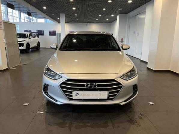 Hyundai Elantra VI (AD) с пробегом 2018 года, цена 1 235 000 рублей, 124740 км, седан, Автокод Объявления