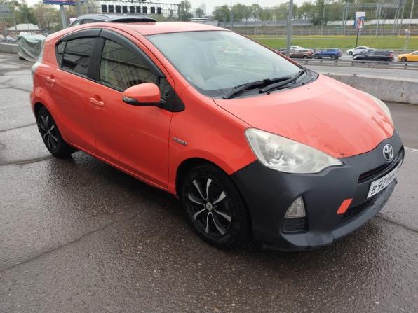 Toyota Aqua I с пробегом 2013 года, цена 400 000 рублей, 199231 км, хэтчбек, Автокод Объявления