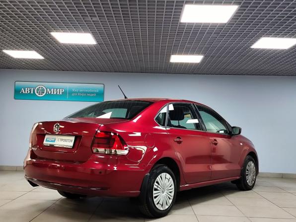 Volkswagen Polo V Рестайлинг с пробегом 2016 года, цена 1 040 000 рублей, 140647 км, седан, Автокод Объявления