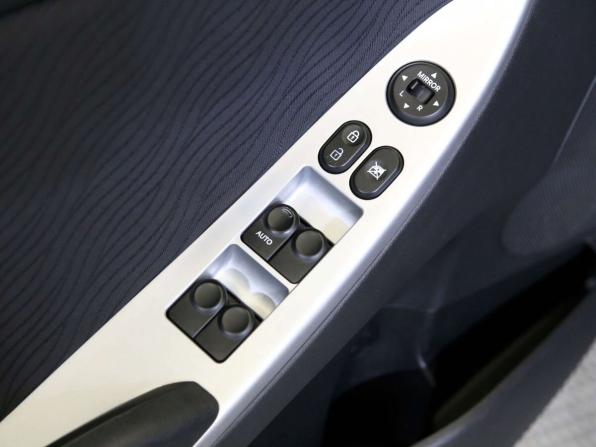 Hyundai Solaris I с пробегом 2012 года, цена 745 000 рублей, 130000 км, седан, Автокод Объявления