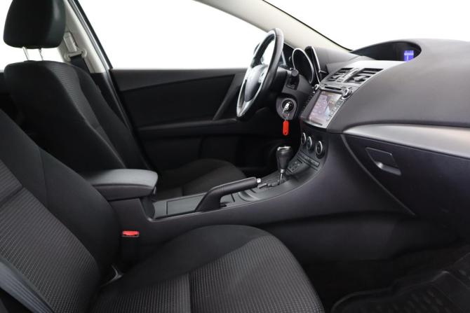 Mazda 3 II (BL) Рестайлинг с пробегом 2012 года, цена 829 000 рублей, 205000 км, хэтчбек, Автокод Объявления