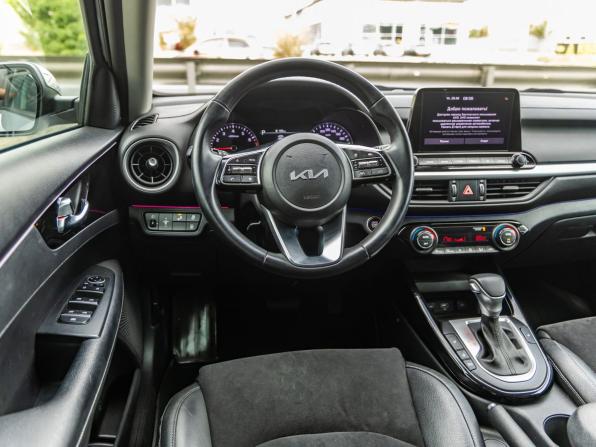 Kia Cerato IV Рестайлинг с пробегом 2021 года, цена 2 198 000 рублей, 84441 км, седан, Автокод Объявления