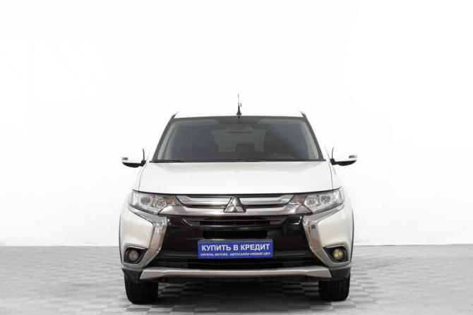 Mitsubishi Outlander III Рестайлинг 2 с пробегом 2015 года, цена 1 599 000 рублей, 210000 км, внедорожник, Автокод Объявления