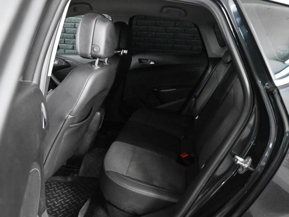 Opel Astra J с пробегом 2011 года, цена 750 000 рублей, 160313 км, хэтчбек, Автокод Объявления