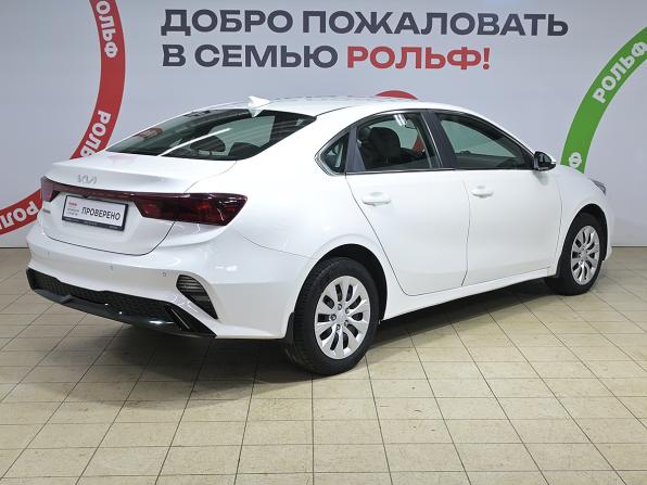 Kia Cerato IV Рестайлинг с пробегом 2022 года, цена 2 120 000 рублей, 52300 км, седан, Автокод Объявления