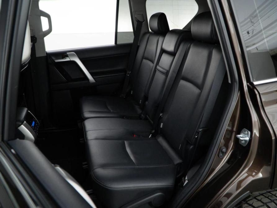 Toyota Land Cruiser Prado 150 Series Рестайлинг 2 Москва  - изображение 9
