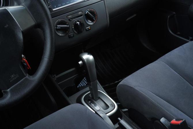 Nissan Tiida I с пробегом 2007 года, цена 628 000 рублей, 193363 км, хэтчбек, Автокод Объявления