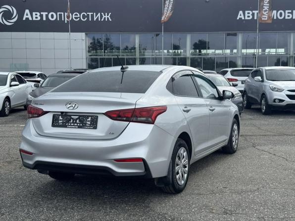 Hyundai Solaris II с пробегом 2019 года, цена 1 385 000 рублей, 125000 км, седан, Автокод Объявления