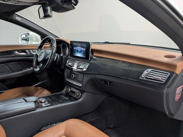 Mercedes-Benz CLS II (C218) Рестайлинг с пробегом 2015 года, цена 3 500 000 рублей, 118440 км, седан, Автокод Объявления