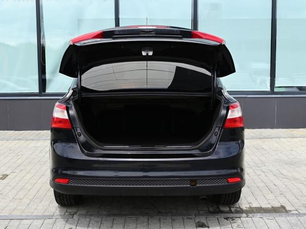 Ford Focus III с пробегом 2011 года, цена 699 000 рублей, 379400 км, седан, Автокод Объявления