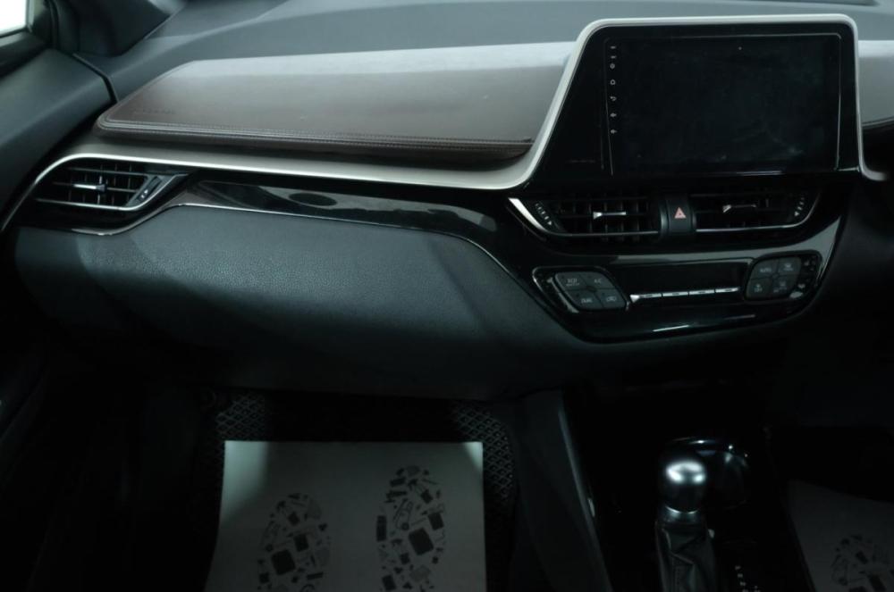Toyota C-HR I Омск  - изображение 16
