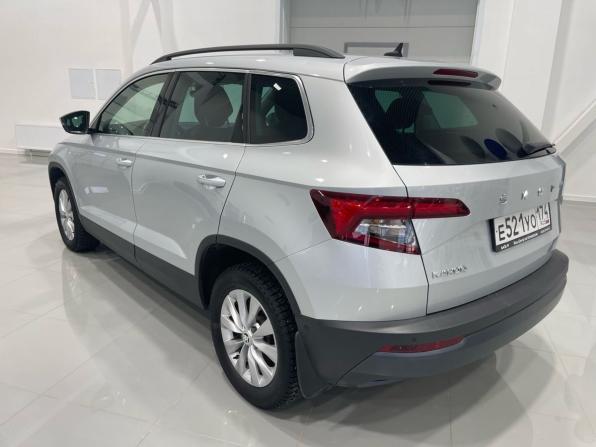 Skoda Karoq I с пробегом 2020 года, цена 2 295 000 рублей, 127188 км, внедорожник, Автокод Объявления