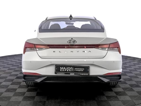 Hyundai Elantra VII (CN7) с пробегом 2022 года, цена 2 190 000 рублей, 29216 км, седан, Автокод Объявления