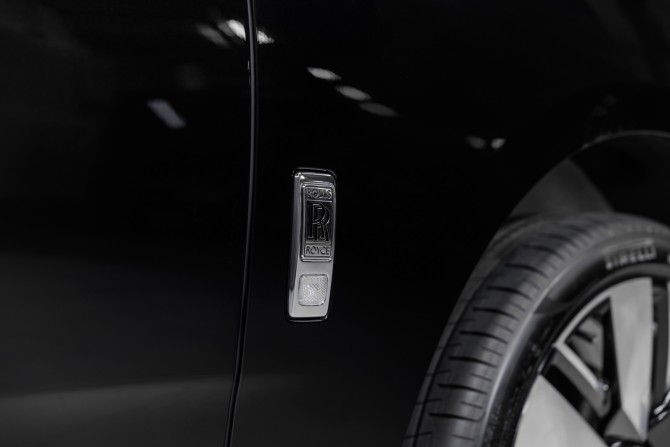 Новый Rolls-Royce Cullinan I Рестайлинг 2024 года, цена 94 846 800 рублей, внедорожник, Автокод Объявления