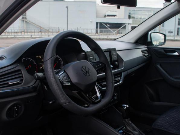 Volkswagen Polo VI с пробегом 2021 года, цена 1 519 297 рублей, 128000 км, лифтбек, Автокод Объявления