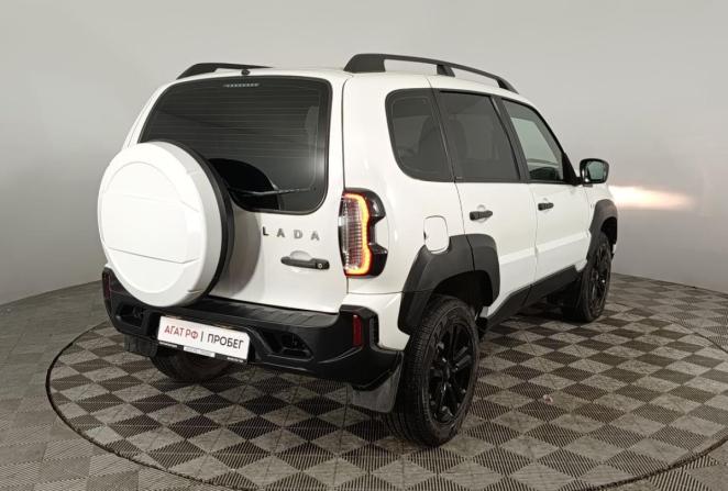 Lada (ВАЗ) Niva Travel I с пробегом 2022 года, цена 910 000 рублей, 6100 км, внедорожник, Автокод Объявления