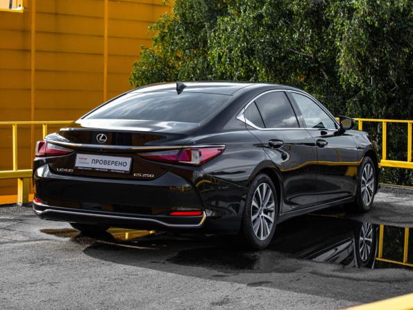 Lexus ES VII с пробегом 2019 года, цена 2 798 000 рублей, 120923 км, седан, Автокод Объявления