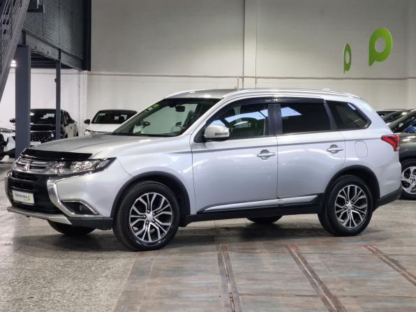 Mitsubishi Outlander III Рестайлинг 2 с пробегом 2017 года, цена 1 429 000 рублей, 152700 км, внедорожник, Автокод Объявления