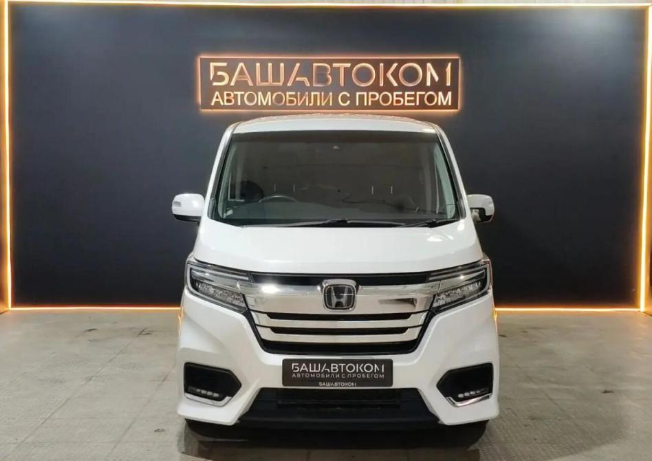 Honda Stepwgn V Рестайлинг Уфа  - изображение 2