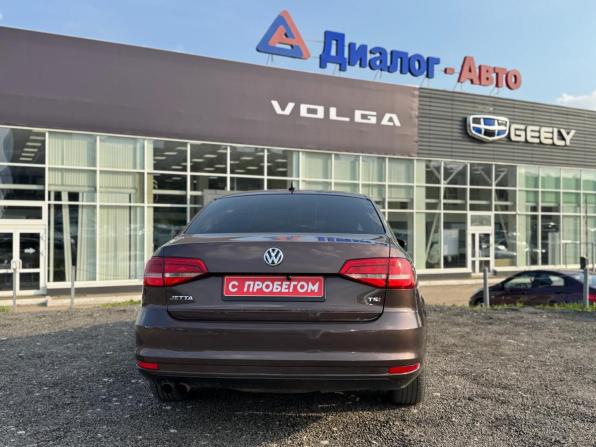 Volkswagen Jetta VI Рестайлинг с пробегом 2015 года, цена 1 050 000 рублей, 189794 км, седан, Автокод Объявления