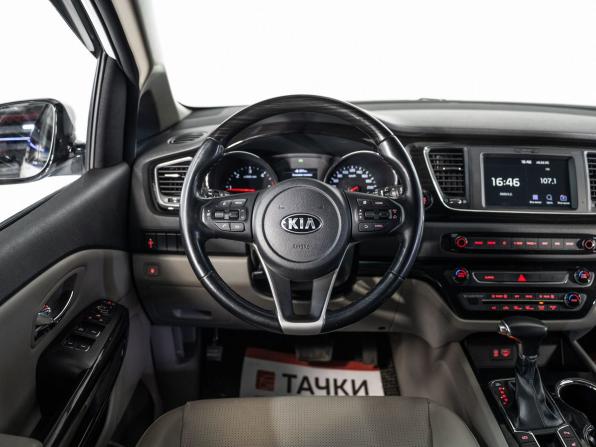 Kia Carnival III с пробегом 2018 года, цена 2 700 000 рублей, 121714 км, минивэн, Автокод Объявления