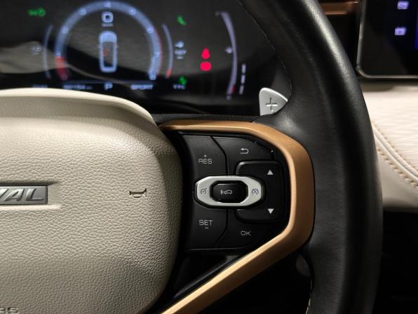 Haval Jolion I с пробегом 2023 года, цена 1 900 000 рублей, 92153 км, внедорожник, Автокод Объявления