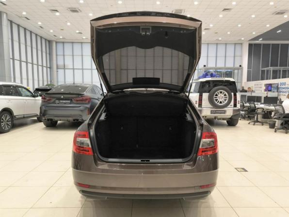 Skoda Octavia III (A7) Рестайлинг с пробегом 2019 года, цена 1 950 000 рублей, 133000 км, лифтбек, Автокод Объявления