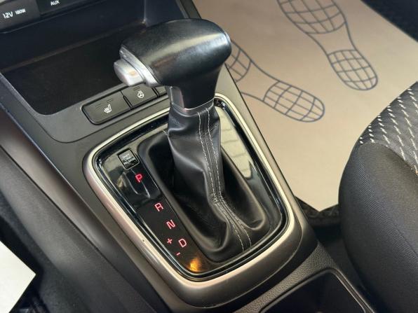 Kia Rio IV с пробегом 2018 года, цена 1 375 000 рублей, 139750 км, хэтчбек, Автокод Объявления